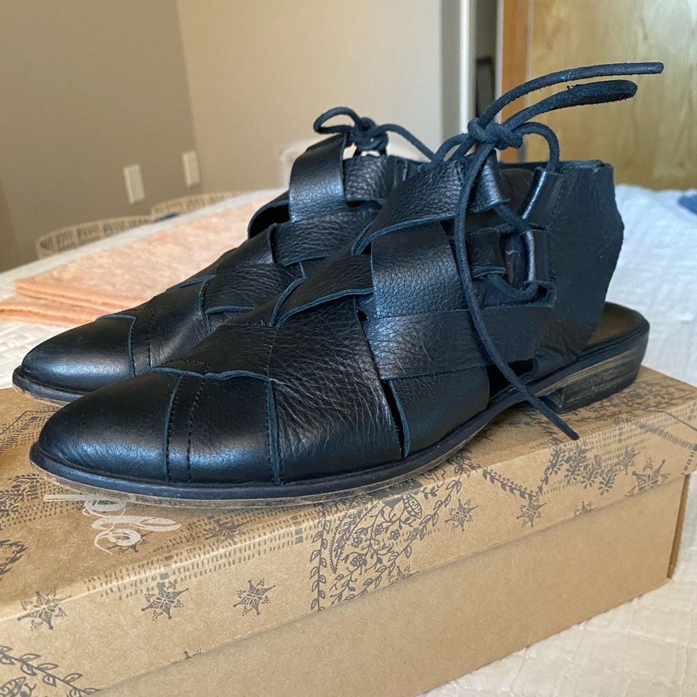 Free People Destino Woven Flat